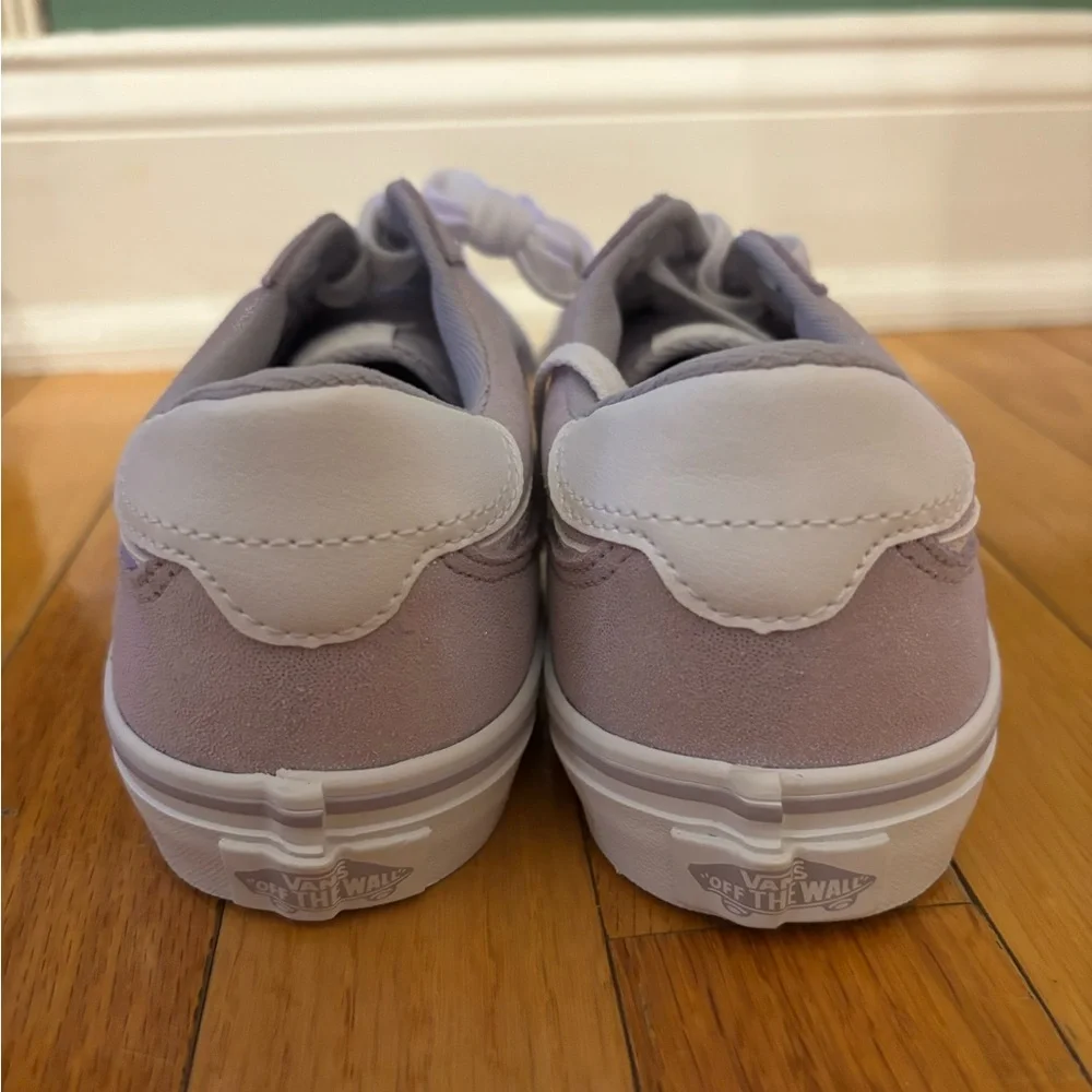 NWT Vans Brooklyn Sparkly Purple Glitter‎ Sneakers | Kids Size 5